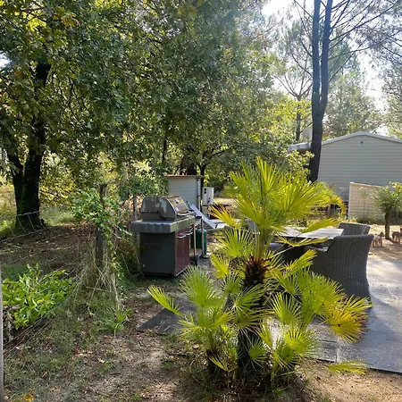 Campsite Mh 007 Elite 3 Dont Parentale Et 2 Salles De Bain Sur Magnifique Parcelle Dans 4 Etoiles